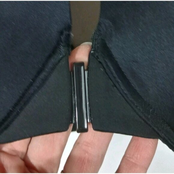 Torrid Perfect T Shirt Front Close Underwire Bra Size 40G Black - Picture 4 of 8